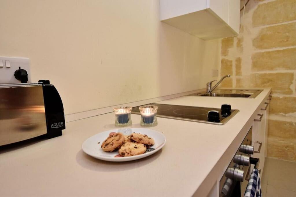Vallettastay - Lucky Star Studio Apartment 302 Eksteriør billede